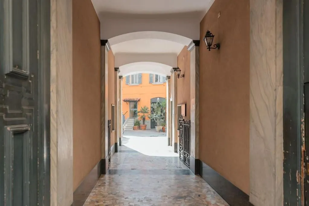 Loft Sterlizia, By R Collection Apartment Milano Italia